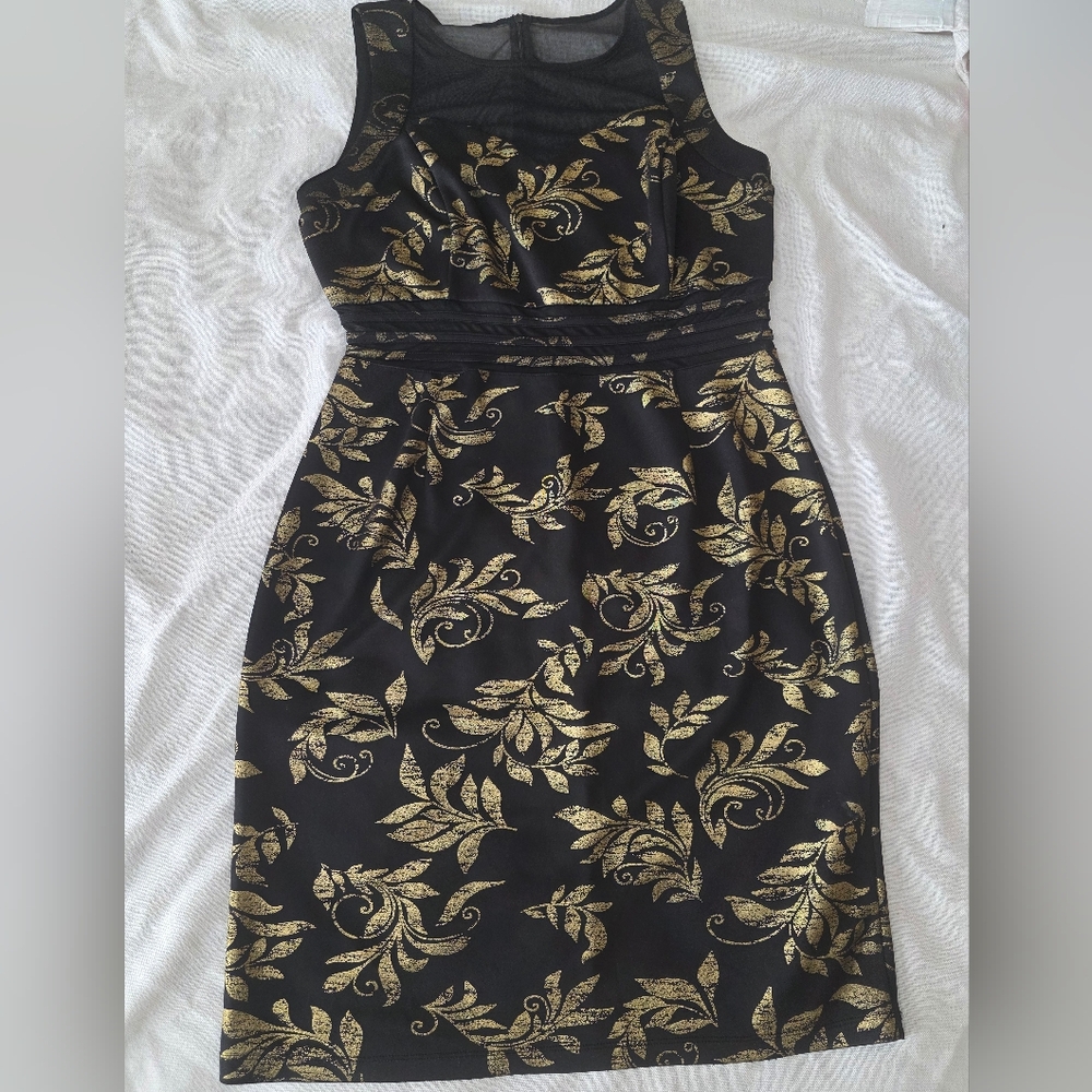 Enfocus‎ Studio black & gold cocktail dress. Size 14, Mesh Collar And Waist Line